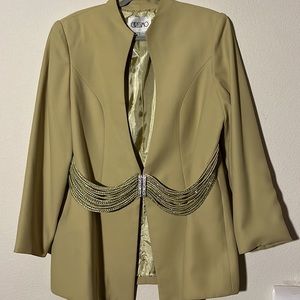 Carissimo Green 3 piece skirt suit